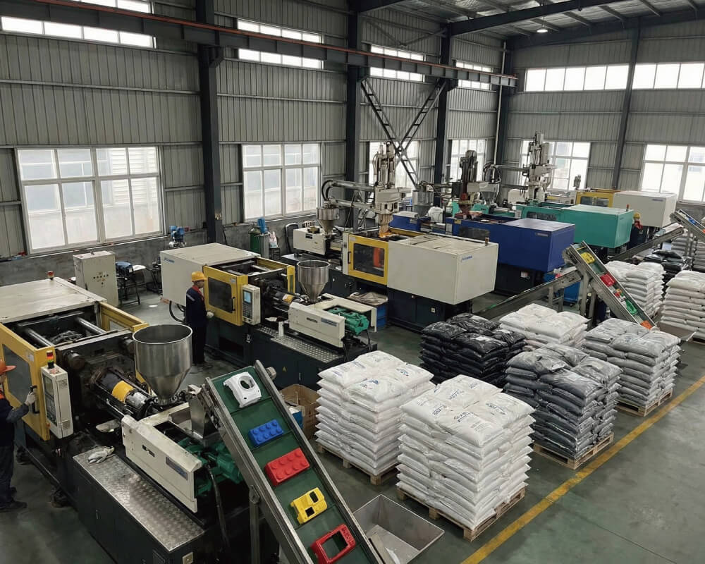 Yu Zhen Xin Industrial plastic material supply and factory service image